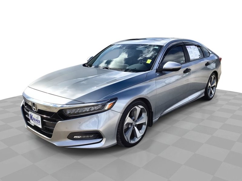 Used 2018 Honda Accord Touring image 1