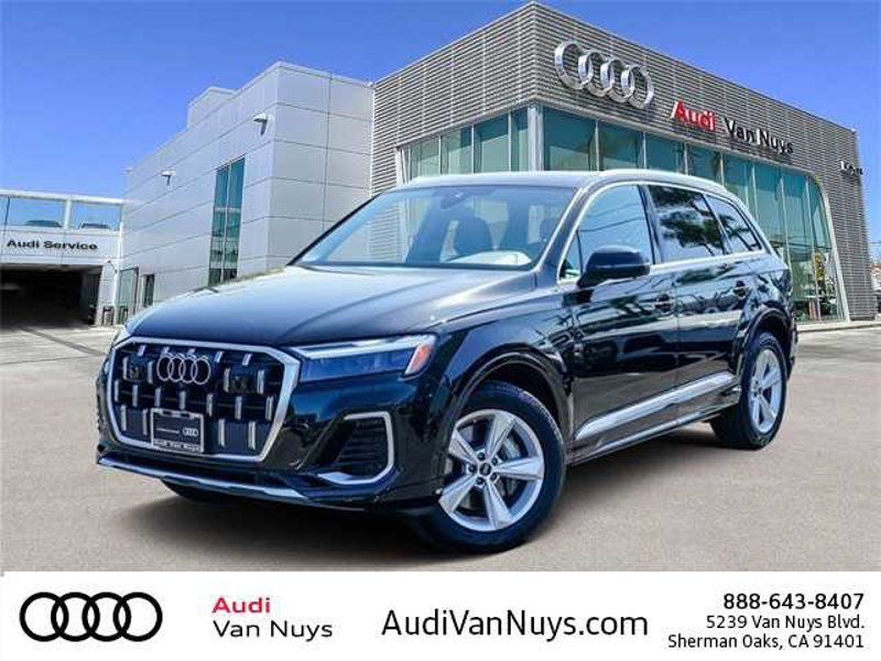 Certified 2025 Audi Q7 3.0T Premium w/ Convenience Package image 1