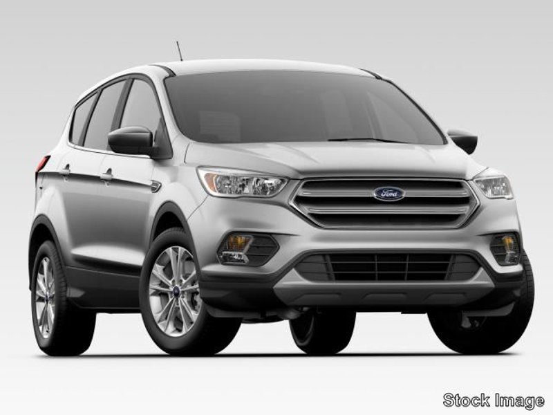Used 2019 Ford Escape SE image 1