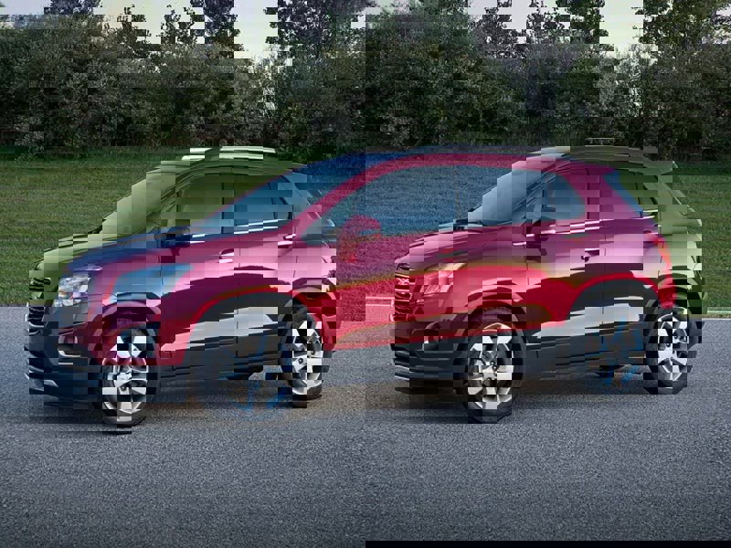 Used 2016 Chevrolet Trax LT w/ LT Convenience Package image 1