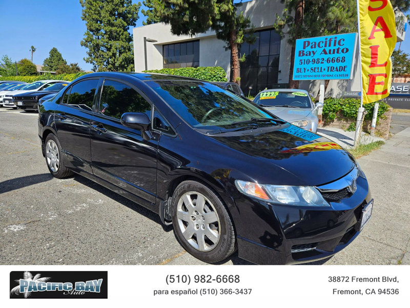 Used 2011 Honda Civic LX image 1