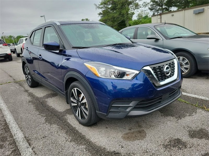 Certified 2020 Nissan Kicks SV image 1