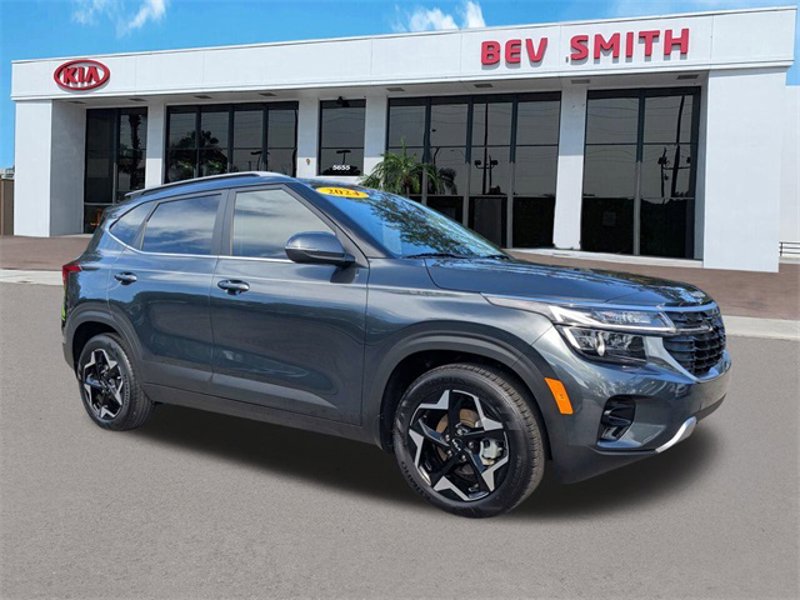 Certified 2024 Kia Seltos EX image 1
