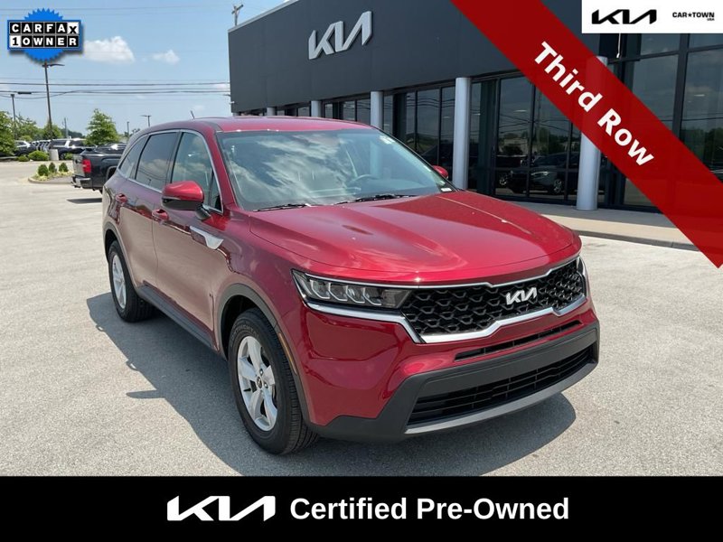 Certified 2022 Kia Sorento LX image 1