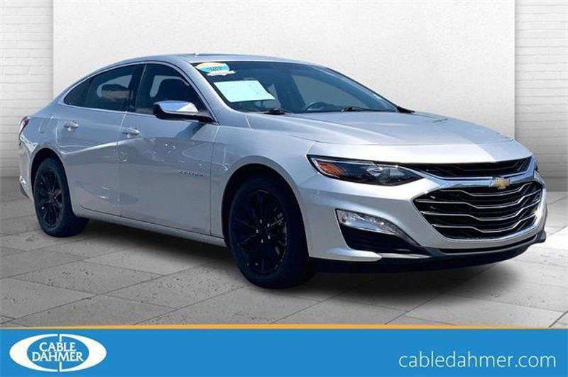 Used 2020 Chevrolet Malibu LT image 1