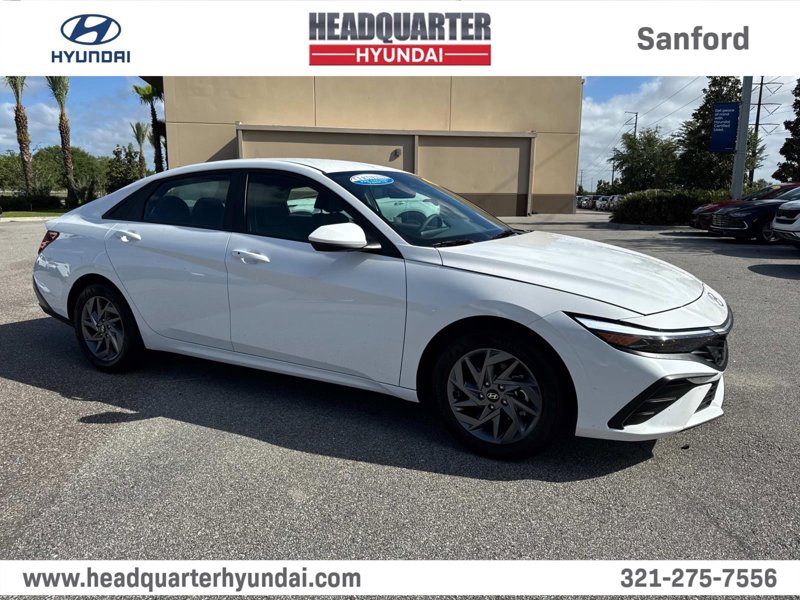 Certified 2024 Hyundai Elantra SEL image 1