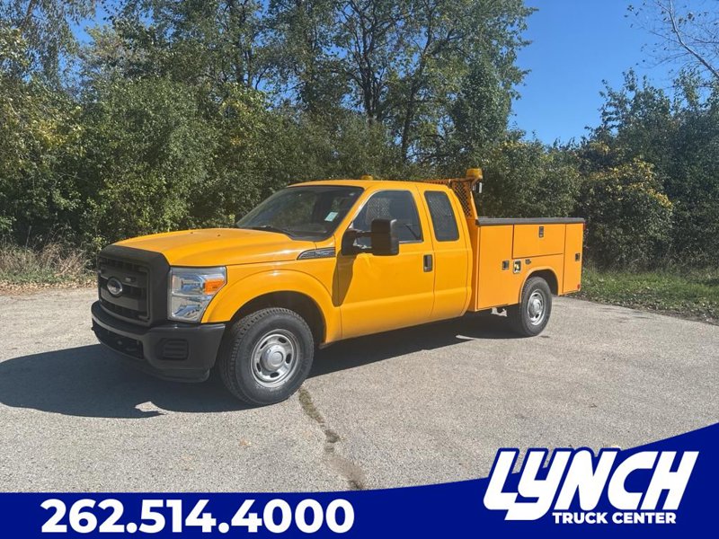 Used 2011 Ford F250 XL image 1