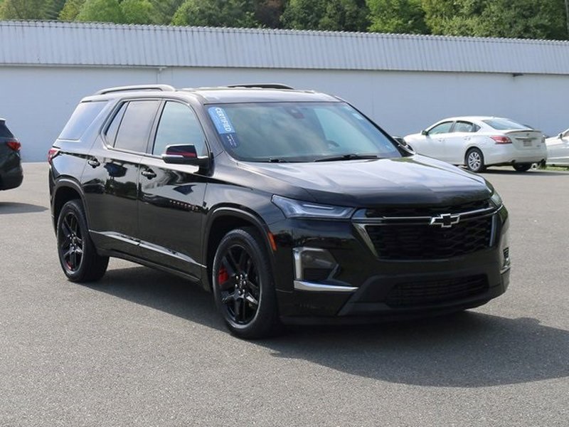Certified 2022 Chevrolet Traverse Premier w/ Redline Edition image 1