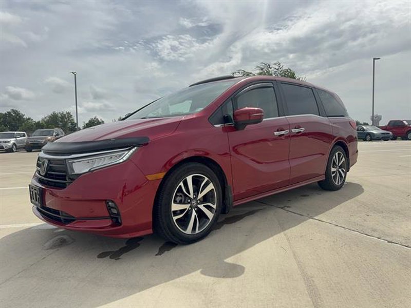 Certified 2024 Honda Odyssey Touring image 1