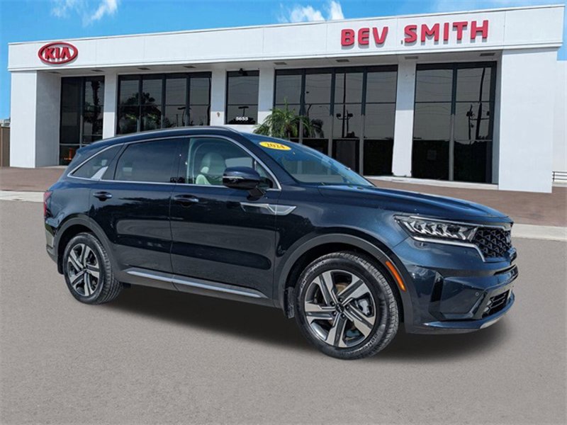 Certified 2024 Kia Sorento EX image 1