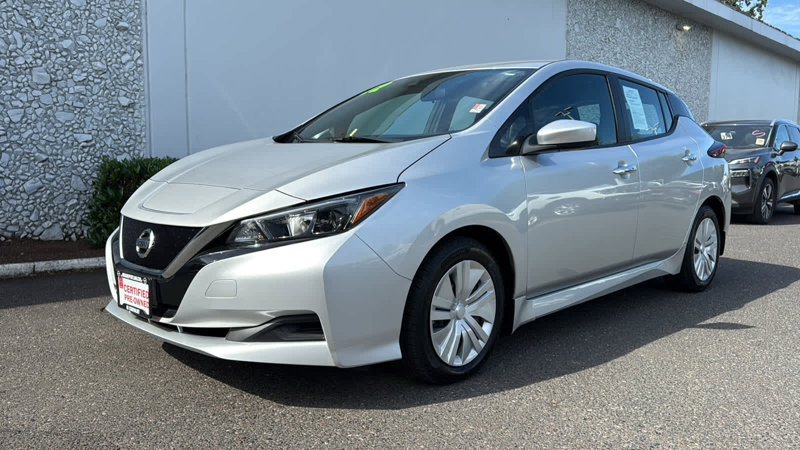 Certified 2022 Nissan Leaf S image 1