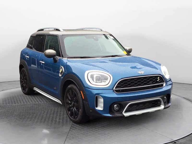 Certified 2022 MINI Cooper Countryman SE w/ Convenience Package image 1