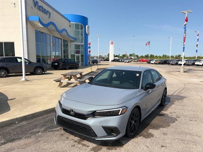 Used 2022 Honda Civic Sport image 1