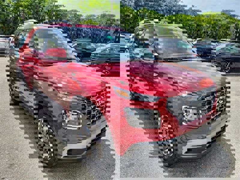 Certified 2024 Hyundai Venue SEL image 1