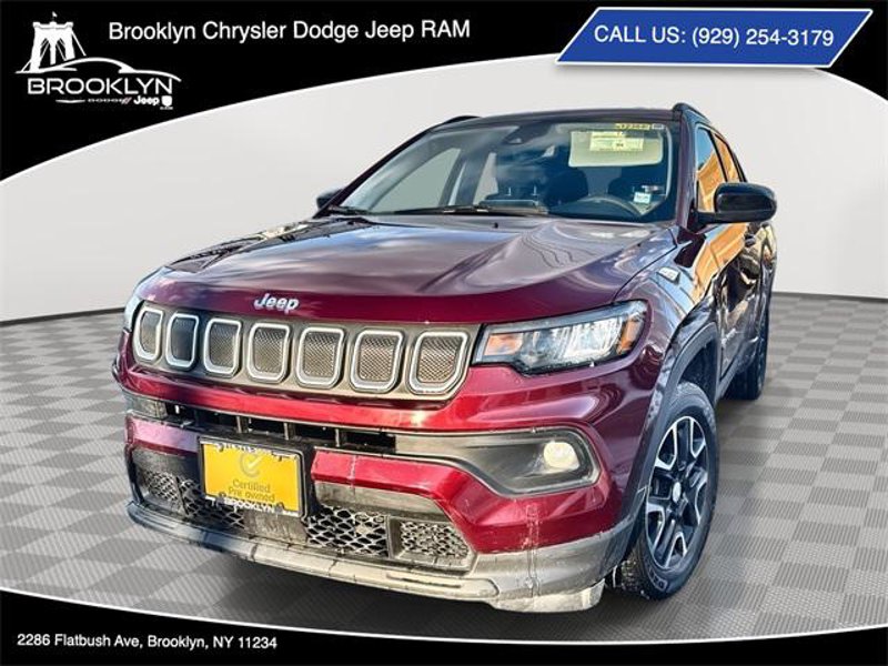 Certified 2022 Jeep Compass Latitude image 1