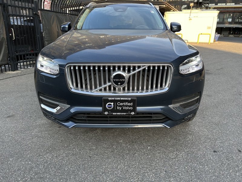 Certified 2024 Volvo XC90 B5 Plus image 1