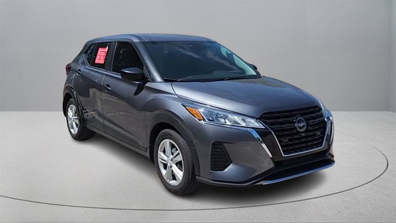 Certified 2024 Nissan Kicks S image 1