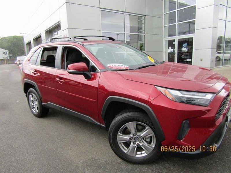 Certified 2022 Toyota RAV4 XLE image 1