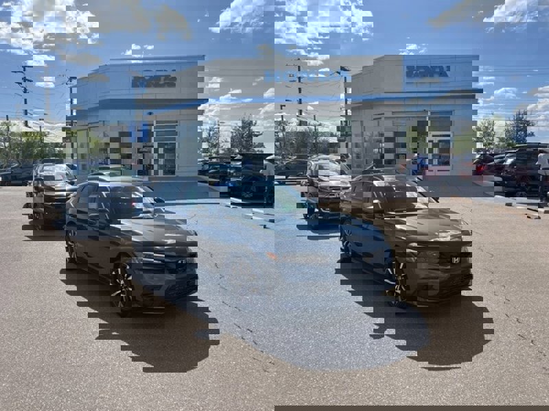 Certified 2022 Honda Civic EX-L image 1