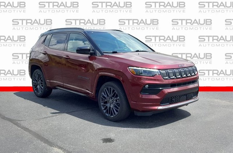 Used 2022 Jeep Compass High Altitude image 1