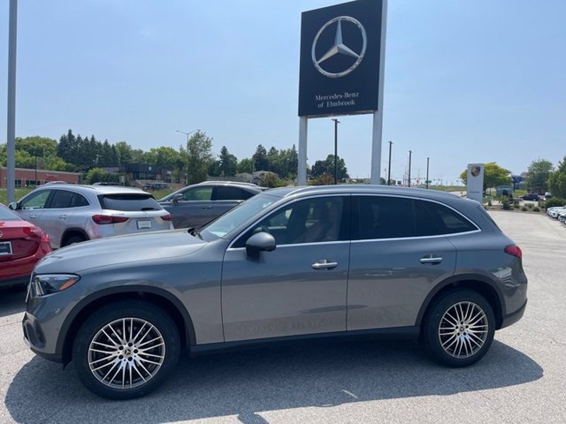 Certified 2023 Mercedes-Benz GLC 300 4MATIC image 1