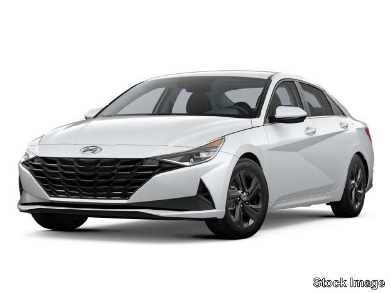 Used 2023 Hyundai Elantra SEL image 1