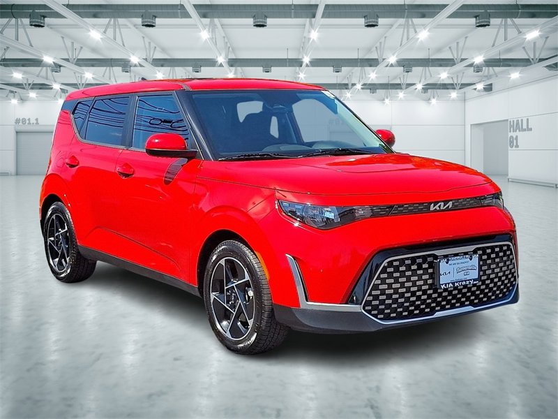 Certified 2024 Kia Soul EX image 1
