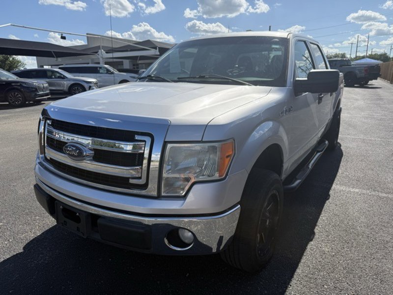 Used 2014 Ford F150 XLT image 1