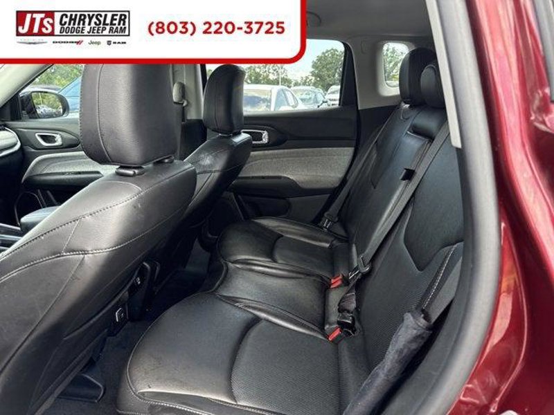 Certified 2022 Jeep Compass Latitude image 1