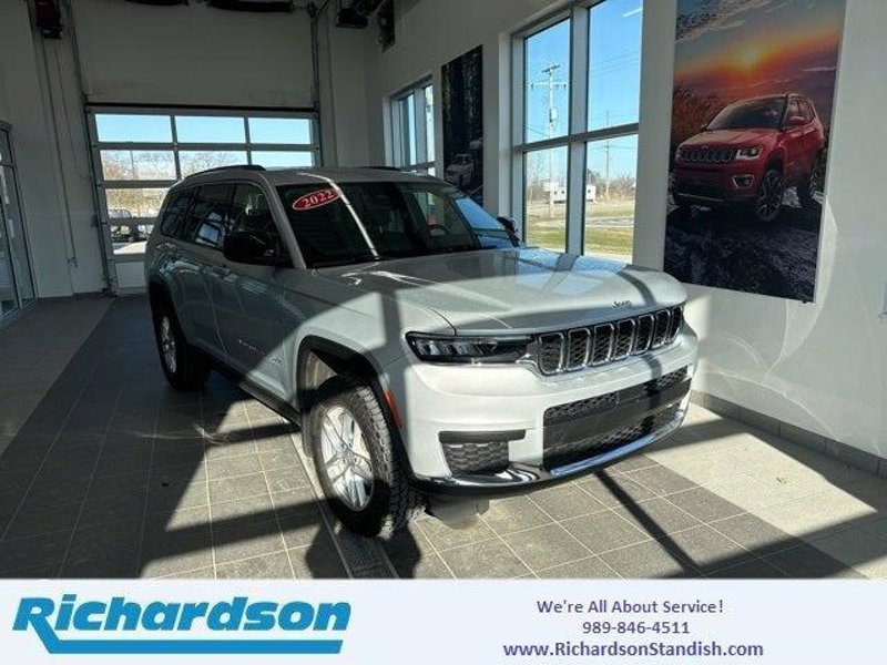 Certified 2022 Jeep Grand Cherokee L Laredo w/ Luxury Tech Group I image 1