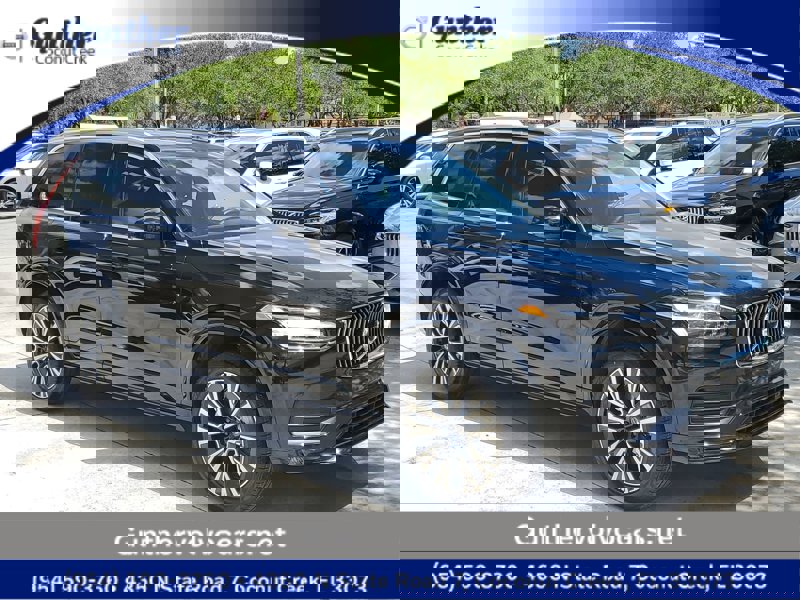Certified 2022 Volvo XC90 T5 Momentum w/ Protection Package Premier image 1