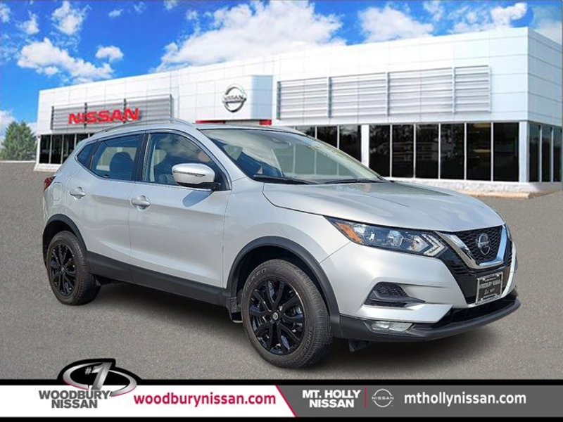 Certified 2021 Nissan Rogue Sport SV image 1