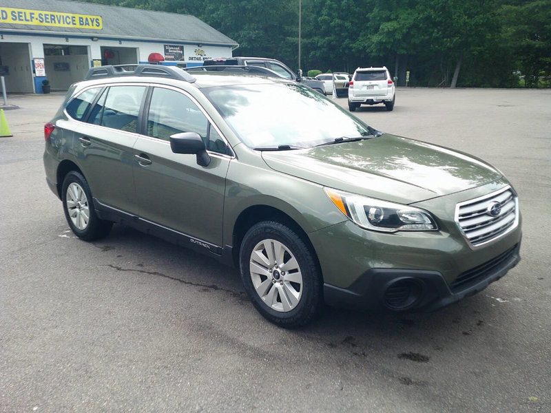 Used 2017 Subaru Outback 2.5i image 1