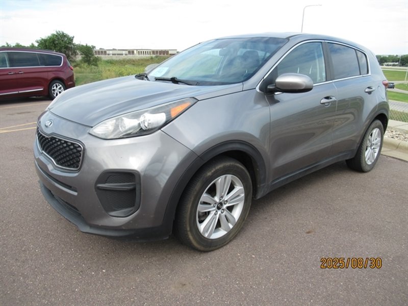Used 2017 Kia Sportage LX image 1