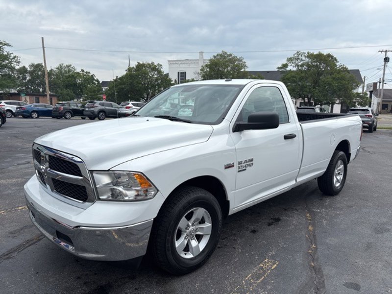 Used 2022 RAM 1500 Classic SLT image 1