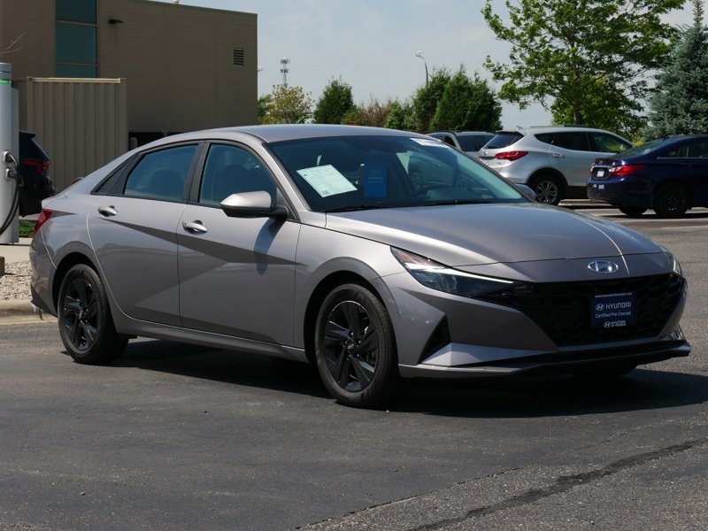 Certified 2023 Hyundai Elantra SEL w/ Preferred Accessory Package image 1