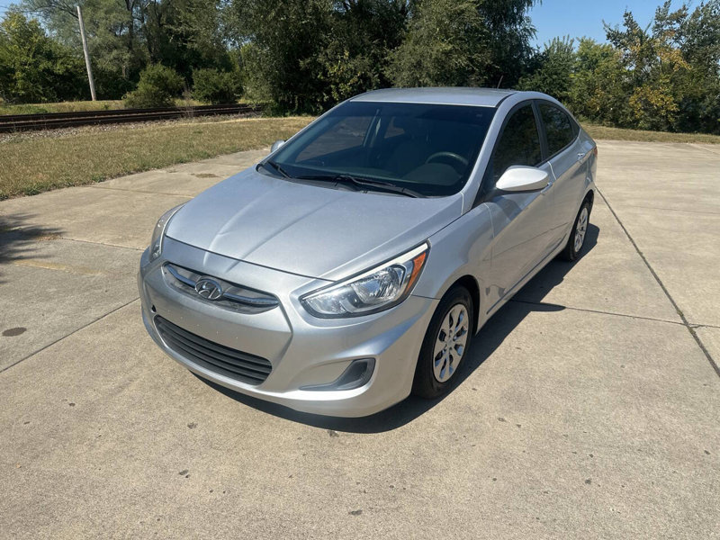 Used 2016 Hyundai Accent SE image 1