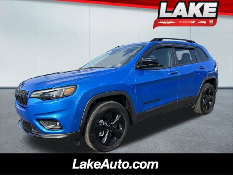 Certified 2023 Jeep Cherokee Altitude Lux image 1