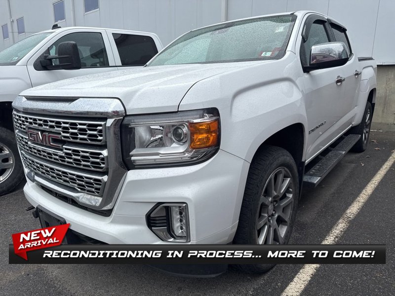 Used 2022 GMC Canyon Denali image 1