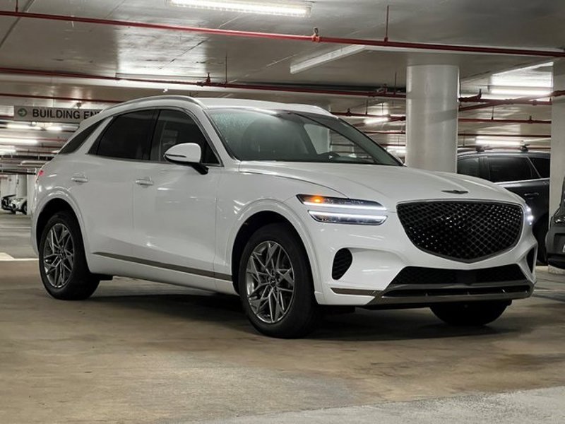 Certified 2025 Genesis GV70 2.5T image 1