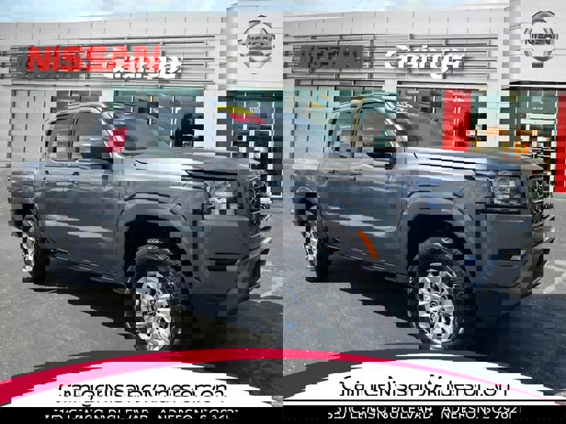 Certified 2024 Nissan Frontier SV image 1