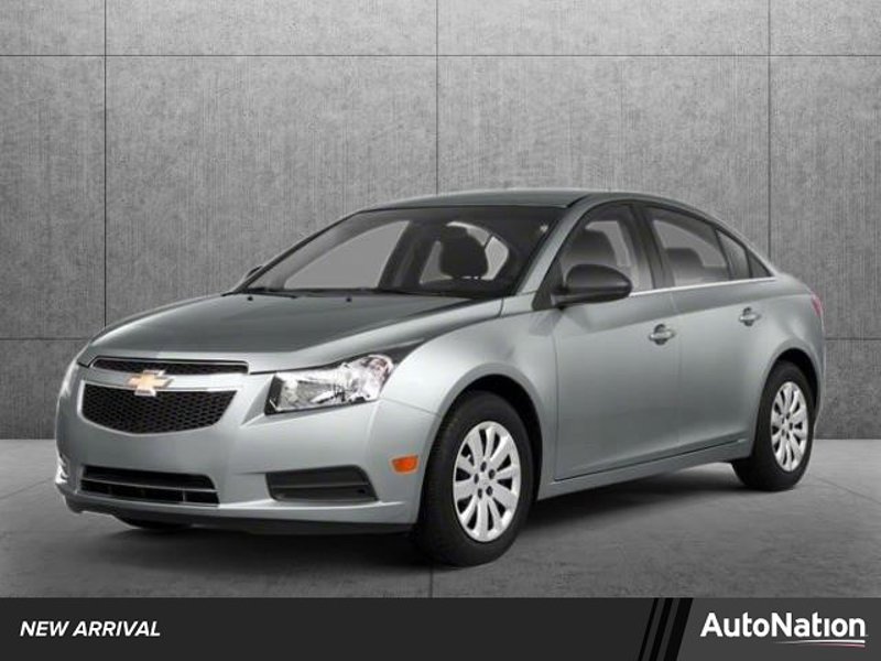 Used 2013 Chevrolet Cruze LS image 1
