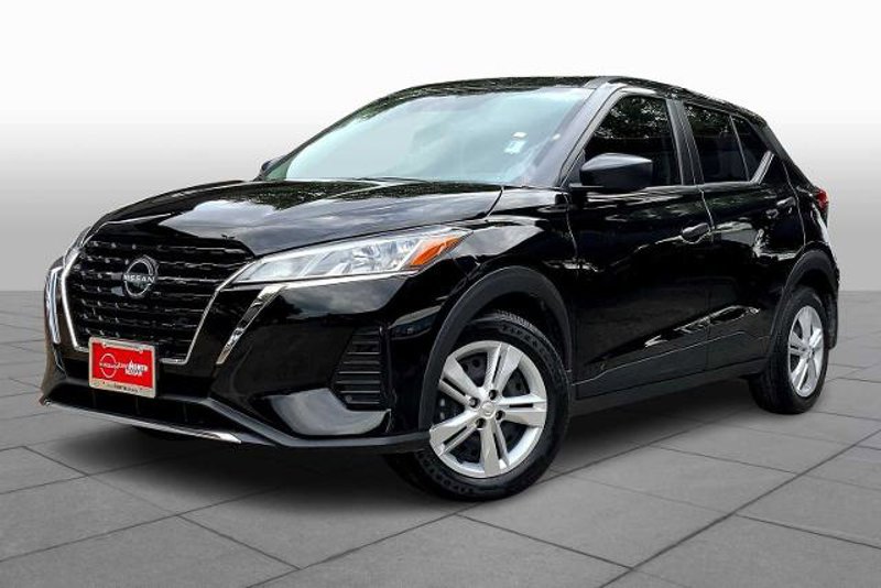 Certified 2024 Nissan Kicks S image 1