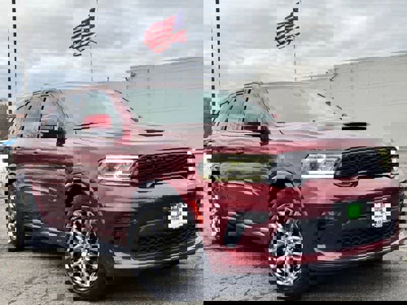 Certified 2022 Dodge Durango R/T w/ Tow 'N Go Package image 1