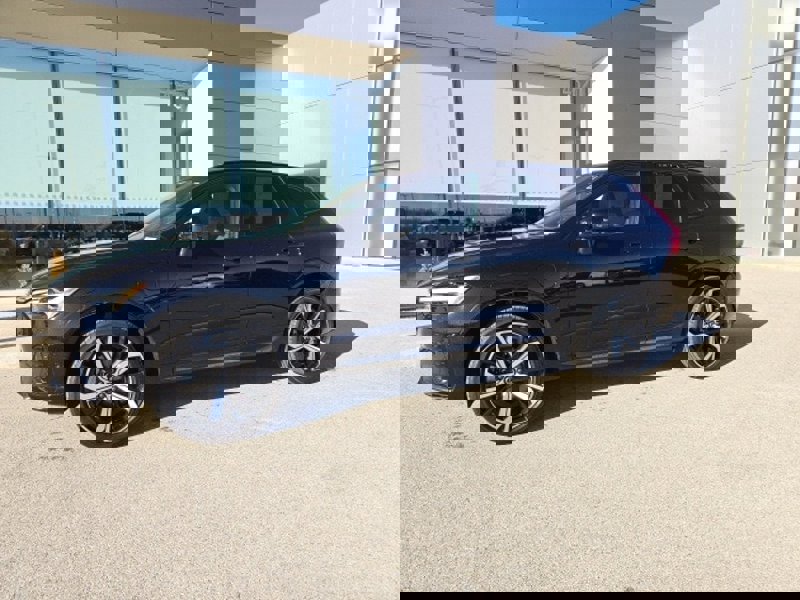 Certified 2022 Volvo XC60 T8 R-Design w/ Advanced Package image 1