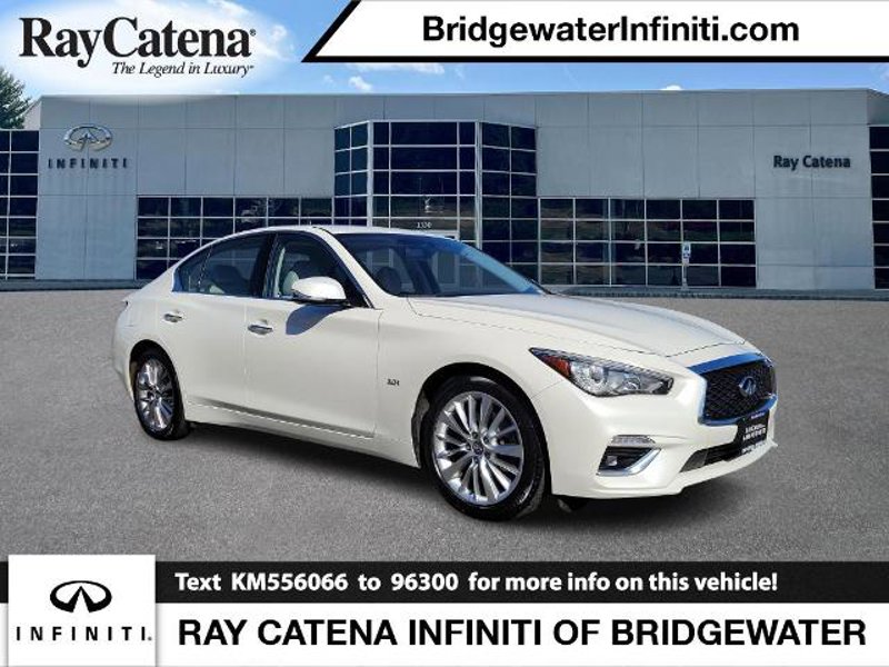 Certified 2019 INFINITI Q50 Luxe w/ Essential Package (3.0T Luxe) image 1