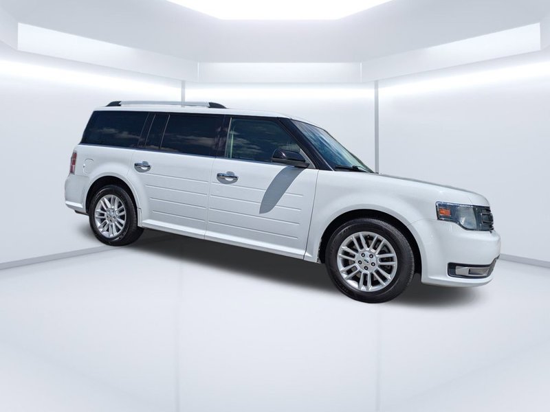 Used 2017 Ford Flex SEL image 1