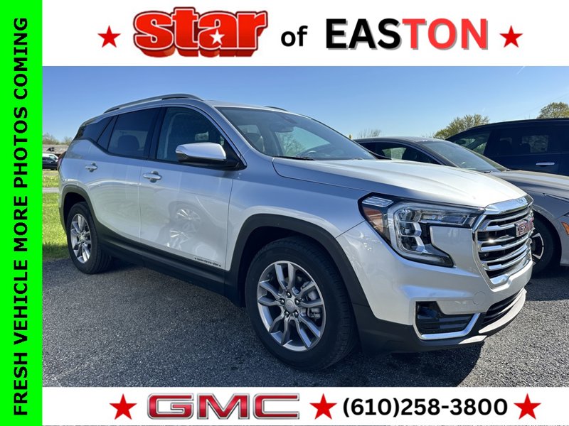 Used 2022 GMC Terrain SLT w/ Infotainment Package II image 1