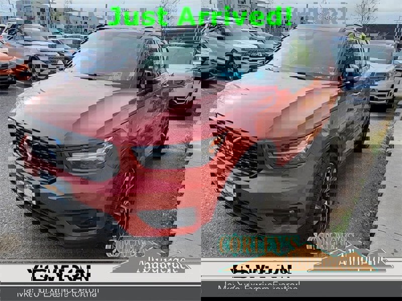 Certified 2021 Volvo XC40 T5 R-Design w/ Advanced Package image 1