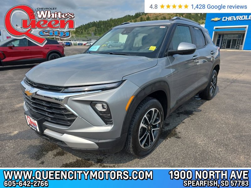 Used 2024 Chevrolet TrailBlazer LT w/ Driver Confidence Package image 1